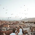 Zara Cave Otel