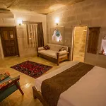 Hotel Zara Cave 2*