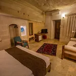 Zara Cave Hotel 2*