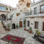 Zara Cave Hotel 2*