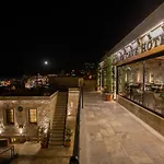 Hotel Zara Cave