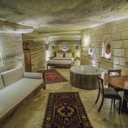 Hotel Zara Cave