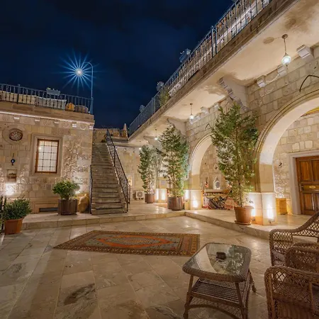 Hotel Zara Cave