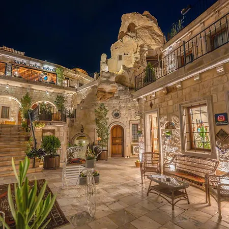 Zara Cave Hotel 2*
