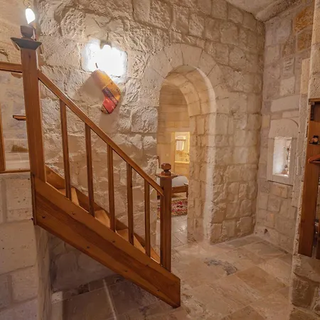 Hotel Zara Cave 2*