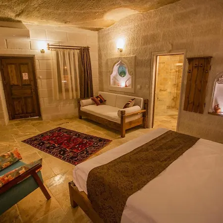 Готель Zara Cave 2*