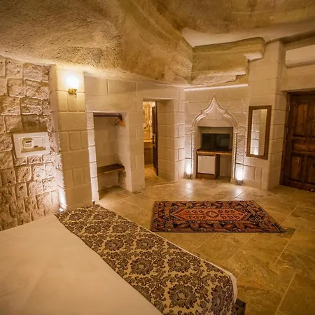 Zara Cave Готель