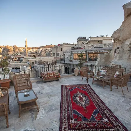 Готель Zara Cave 2*